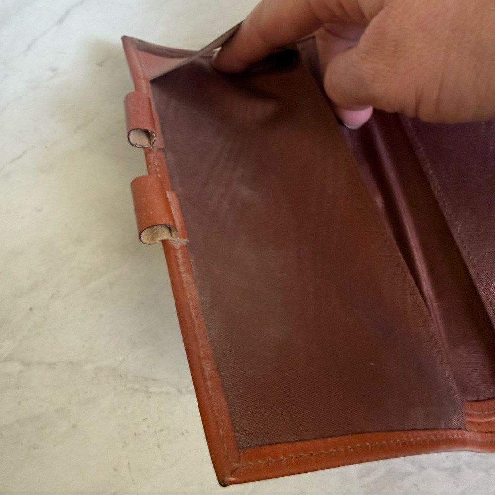 Dooney & Bourke VTG Black Leather Wallet with Brown Trim - Picture 5 of 6